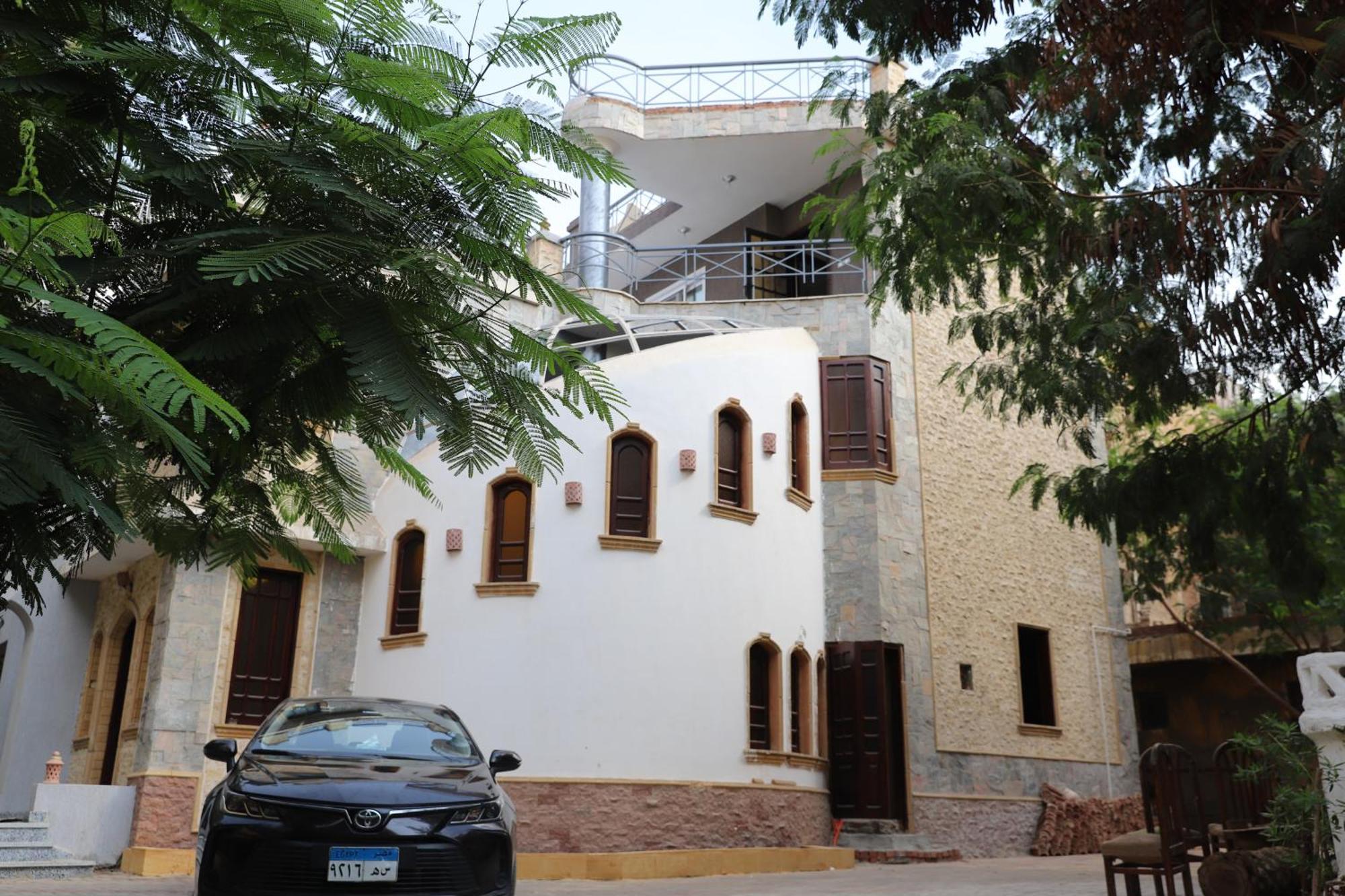 King Khufu Pyramids View Hotel Kafret el-Gabal Esterno foto